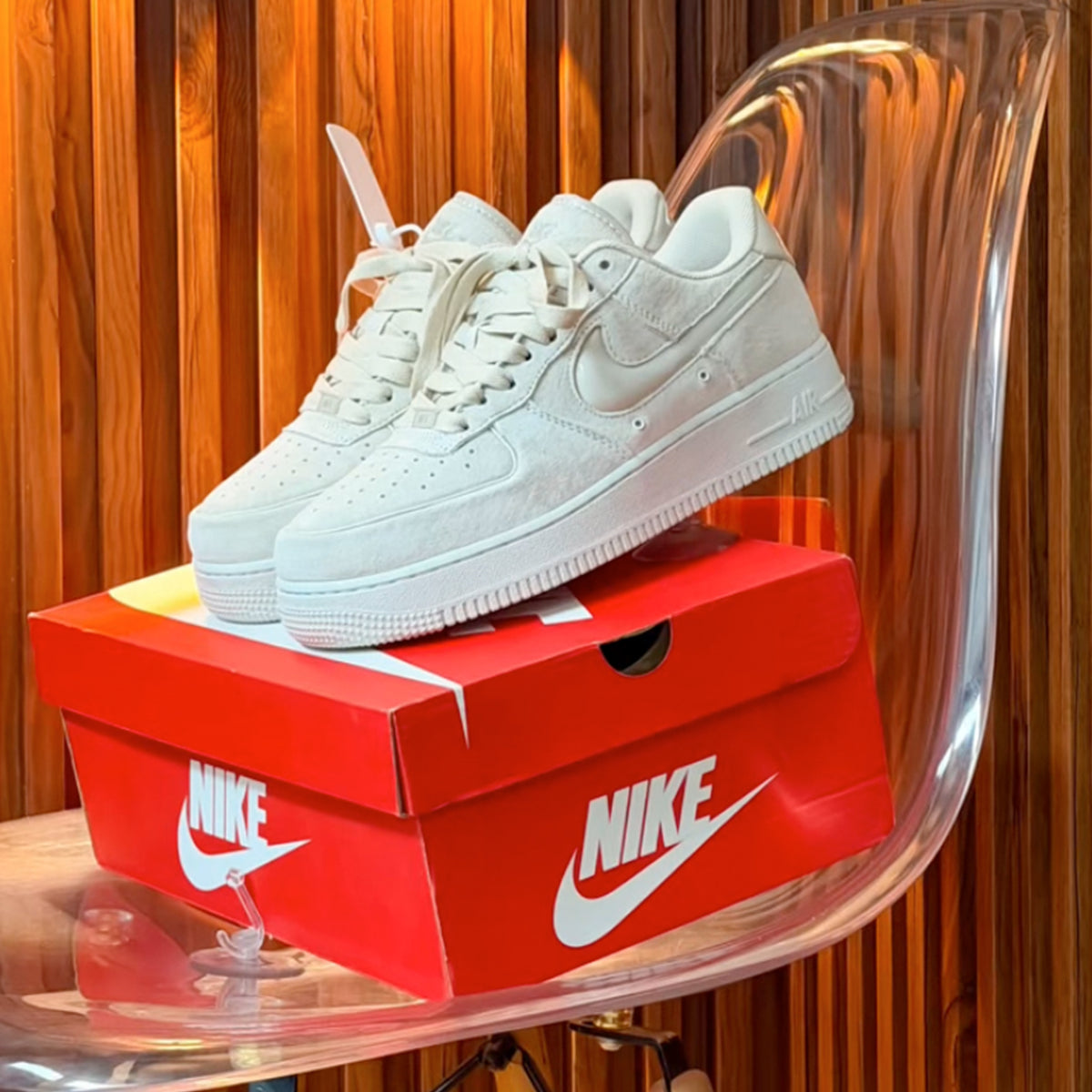 NIKE AIR FORCE ONE