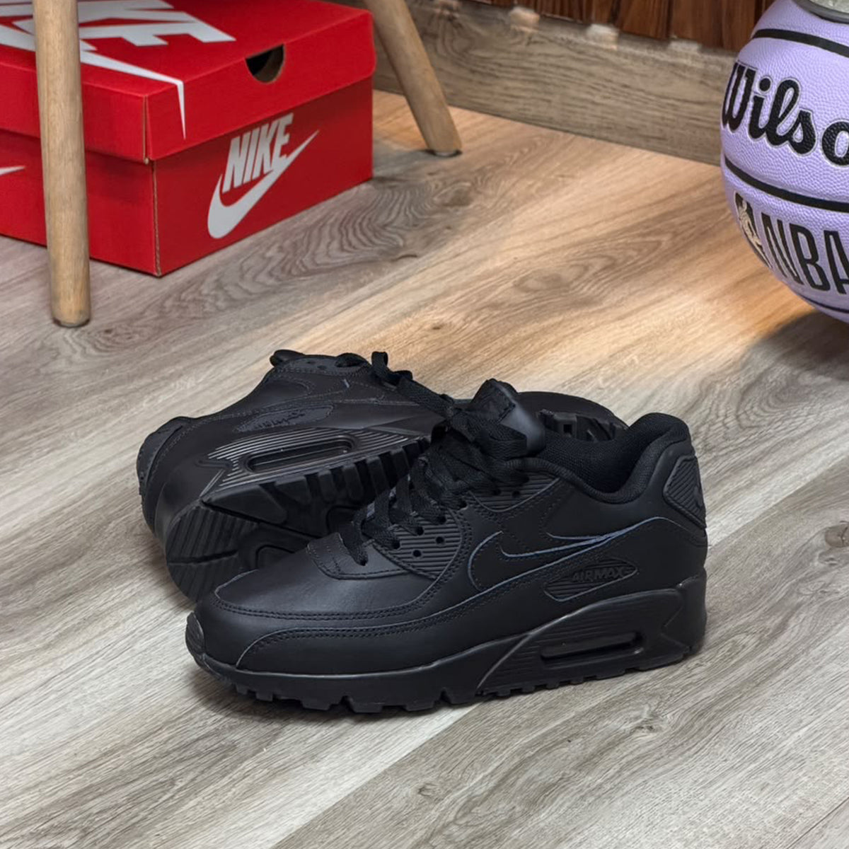 Nike Negro