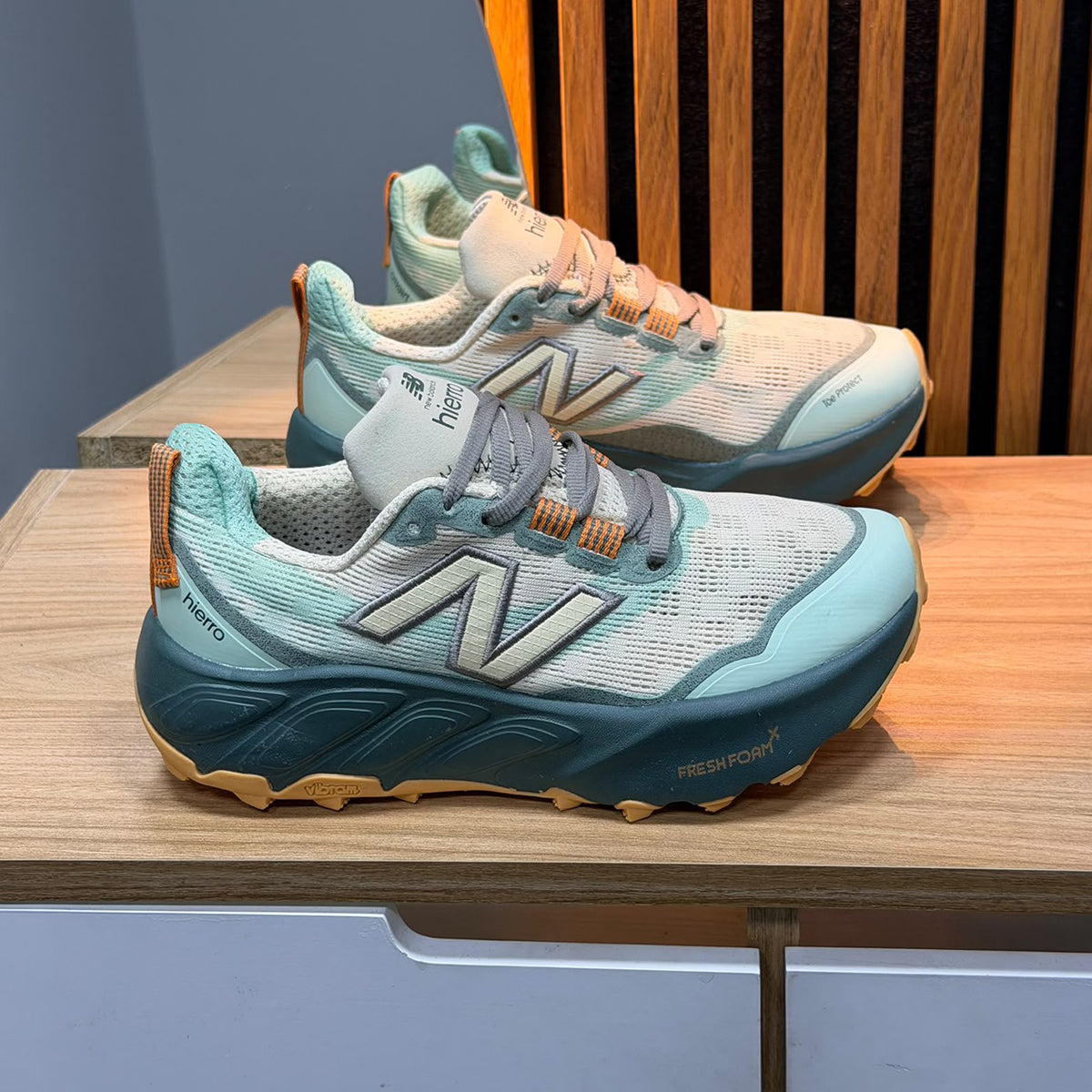 NEW BALANCE